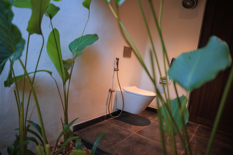 Bathroom 4, Marari Beach Resort – CGH Earth, Alappuzha
