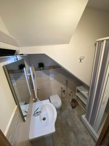 Others 5, B&b Le Larie, Frosinone