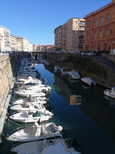 Casa L'abbraccio, Livorno