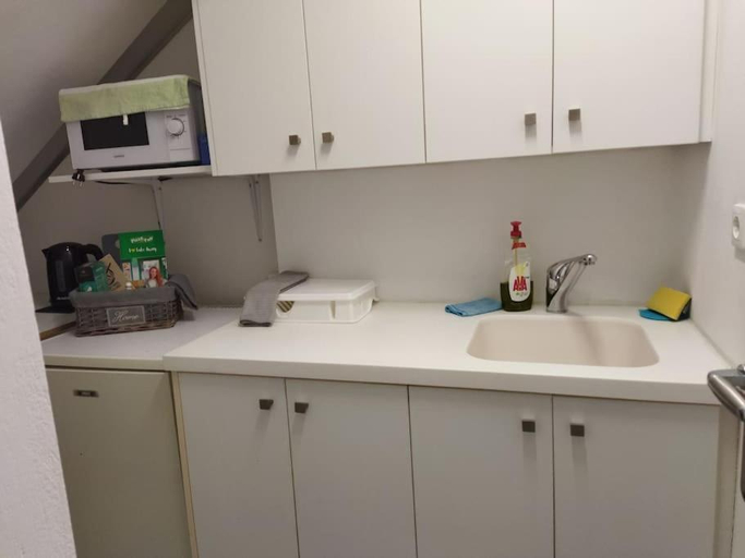 Others 4, Cozy apartment near to the airport, Attica