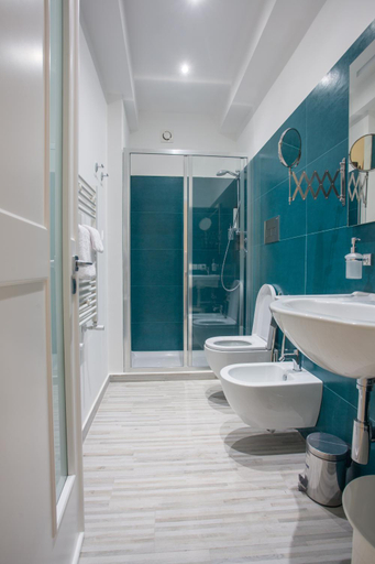 Bathroom, B&B al Centro, Messina