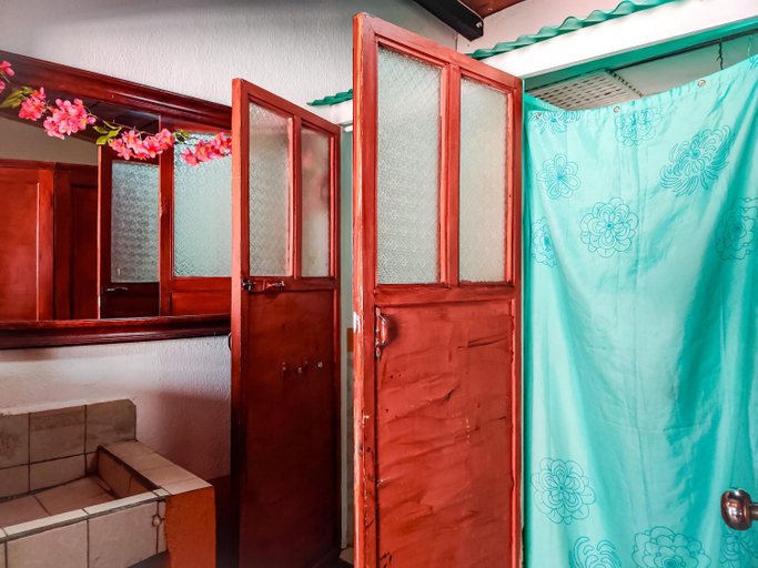 Bathroom 5