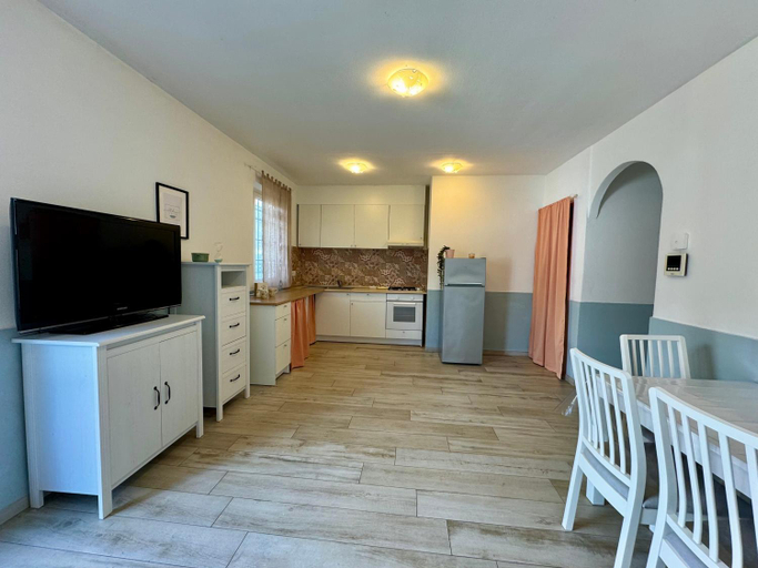 Dining Room 16