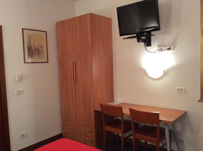 Bedroom 2, Hotel San Marco, Arezzo