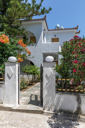 Others 5, Lina apartments, Thessaly