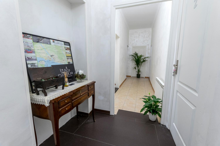 Others 4, Cavour Guest House, Imperia