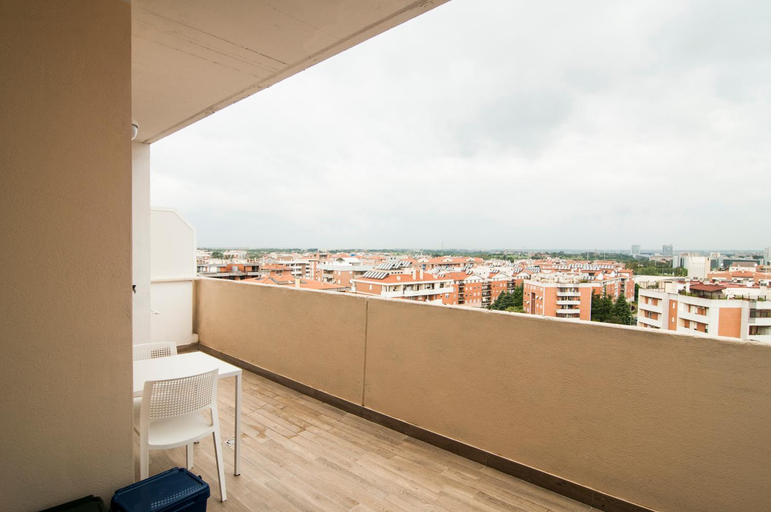 Others 5, Fonte Laurentina Apartments, Rome