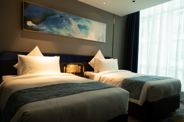Bedroom 12