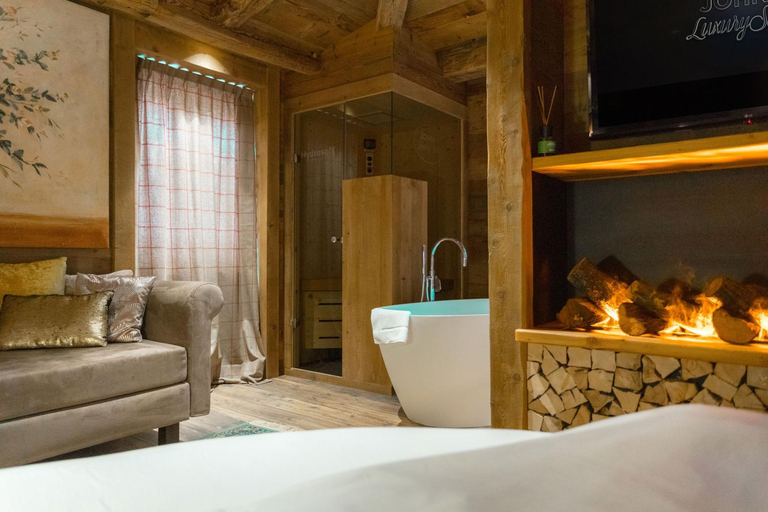 Others 4, John Luxury Suites, Trento