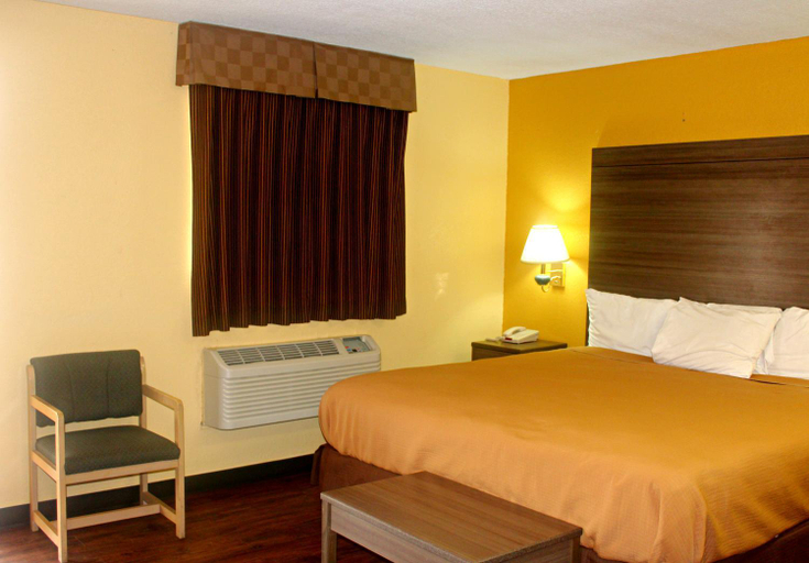 5, Village Inn Cotulla, La Salle