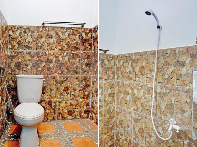 Bathroom 4, Hotel O Fajar Inn, Depok