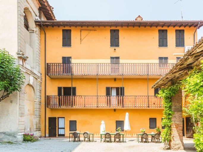 Others 3, Palazzo Barbo Comfortable holiday residence, Bergamo