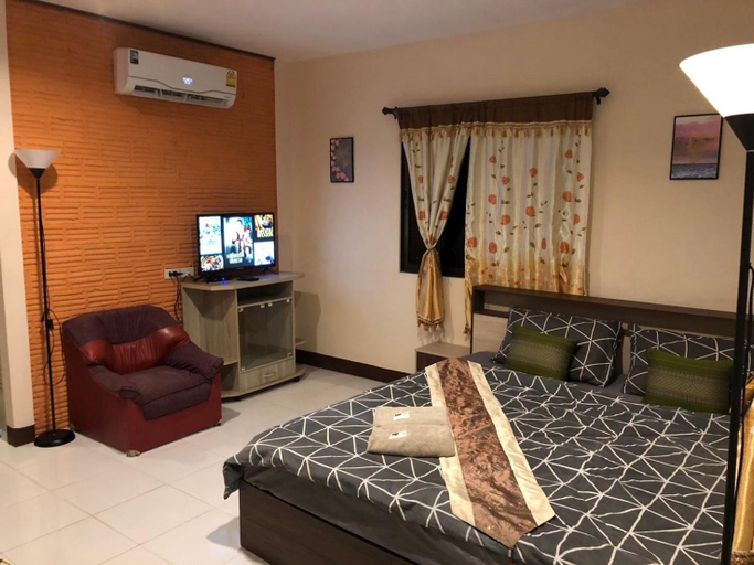 Bedroom 8