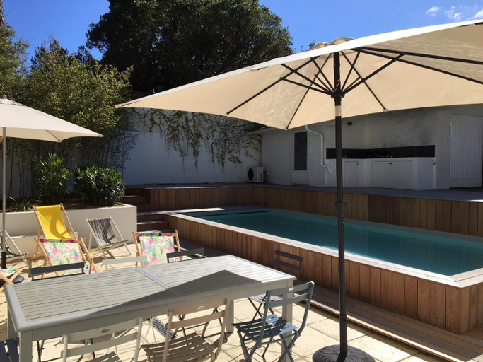 Others 2, Villa moderne 4 chambres, piscine chauffee, Wi-Fi, proche plage et commerces, Arcachon - FR-1-374-14, Gironde