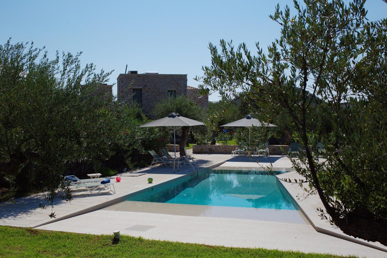 Others 4, Mythies - Holiday Houses in Mani, Peloponnese
