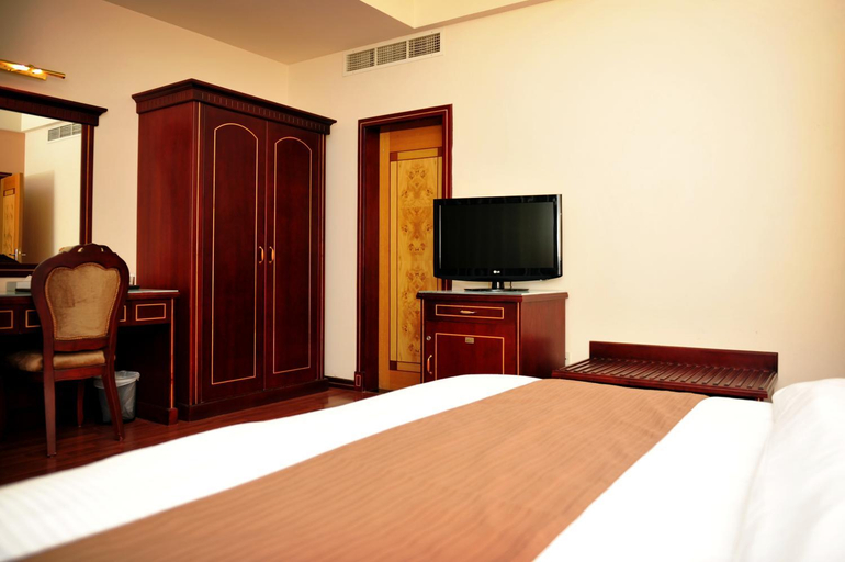 Bedroom 8