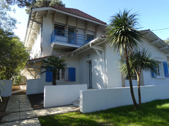 Others 4, Villa moderne 4 chambres, piscine chauffee, Wi-Fi, proche plage et commerces, Arcachon - FR-1-374-14, Gironde