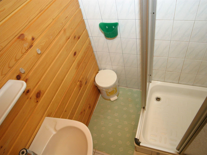 Bathroom, Apartment in Bleiburg near Petzen Ski Area, Völkermarkt