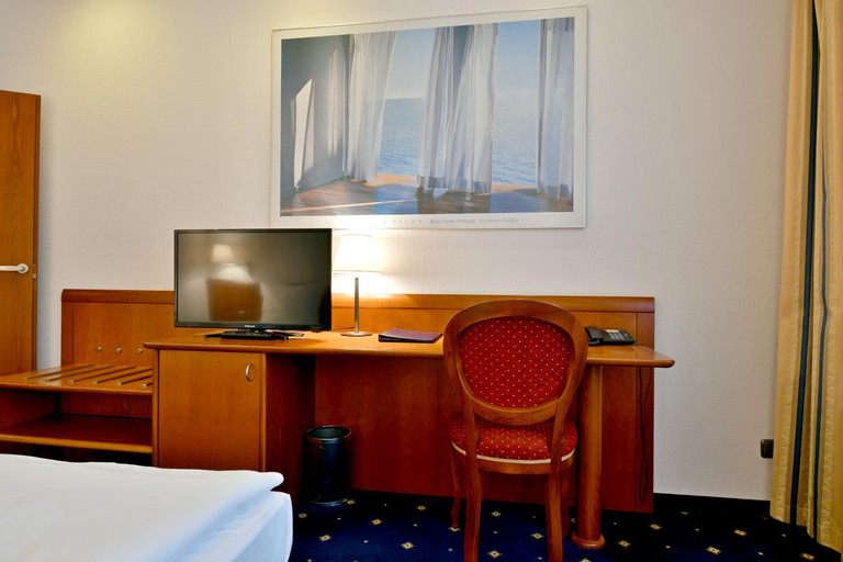 Bedroom 2, Hotel Coronet, Praha 5