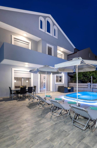 2, Villa Marina, South Aegean
