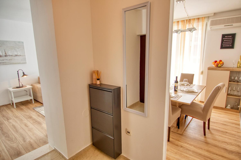 Others 4, Luxury Apartment Nuneni, Split