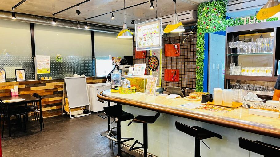 Restaurant 6