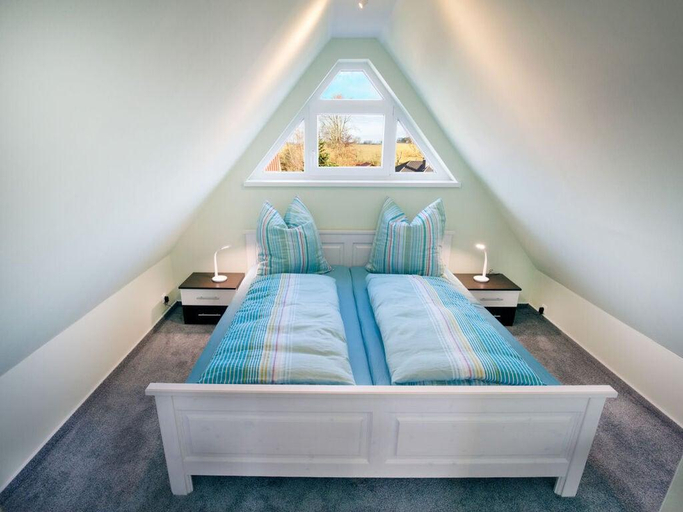 Others 3, Droom unter Reet 1 Comfortable holiday residence, Rostock