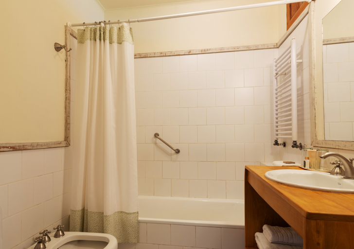 Bathroom 7