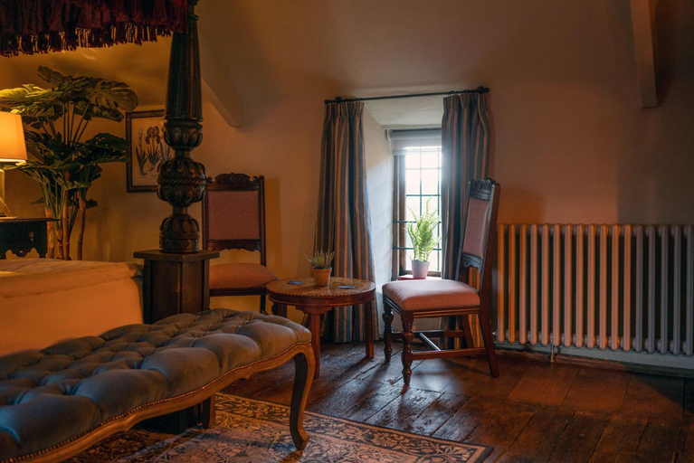 Bedroom 2, The George Inn & Plaine, Somerset