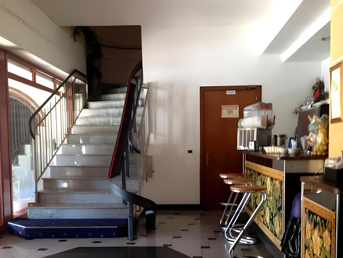 Others 4, Hotel Valle Verde, Catania