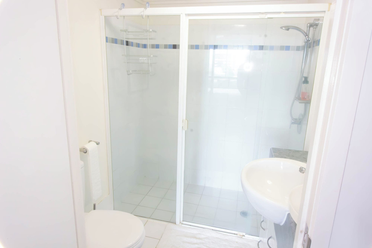 Bathroom 5, Republic Apartment, Spring Hill