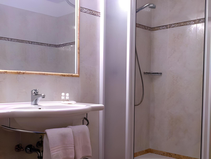 Bathroom 4, Hotel Andechserhof & Mountain Sky, Bolzano