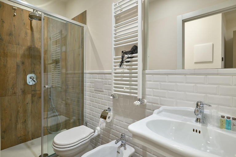 Bathroom 8