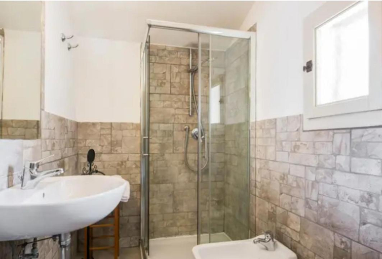 Bathroom, Agriturismo La Moraia, Siena