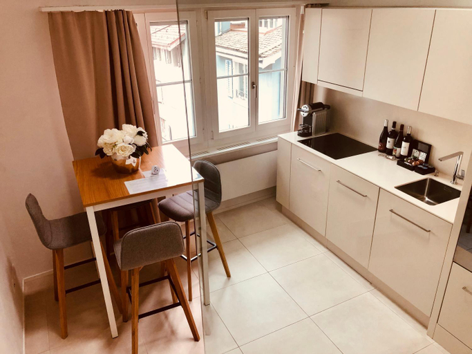 Dining Room 2