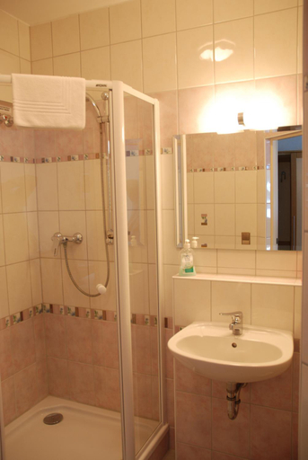 Bathroom, Rauberschanke, Mittelsachsen