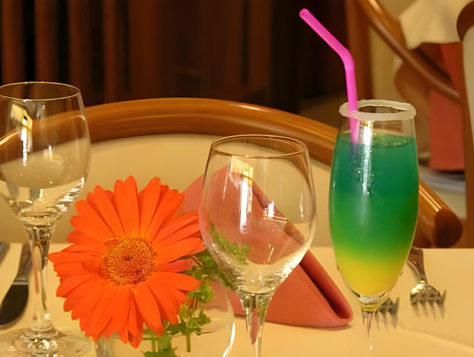 Food & Drinks 5, Hotel Carnac, West-Vlaanderen