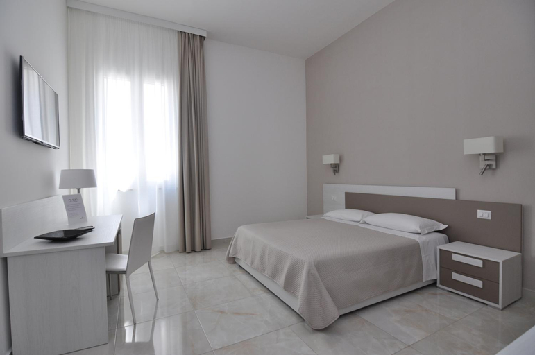 Others 3, Onda B&B, Lecce