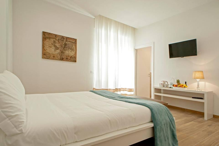 Others 5, Affittacamere My Home, Livorno