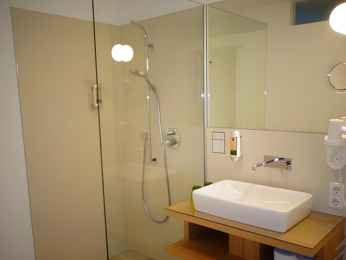 Bathroom 3, Kapellerhof, Wels Land