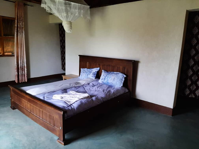 Bedroom 12