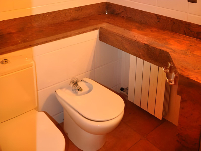 Bathroom 2, Hostal Les Fonts, Barcelona