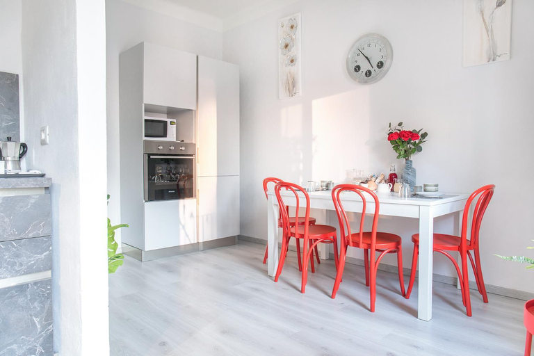 Others 2, B&B ELDOM, Bologna