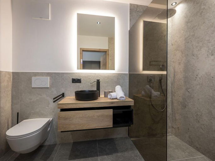 Bathroom 4, Goldhirsch Aparthotel Wagrain, Sankt Johann im Pongau