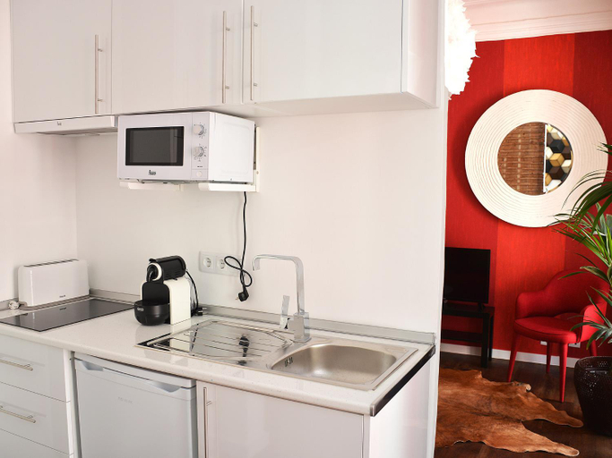 Kitchen 4, Fullest Apartments, Lisbon