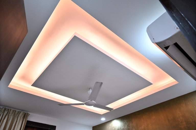 Others 5, Hotel Navraj Palace , Lucknow