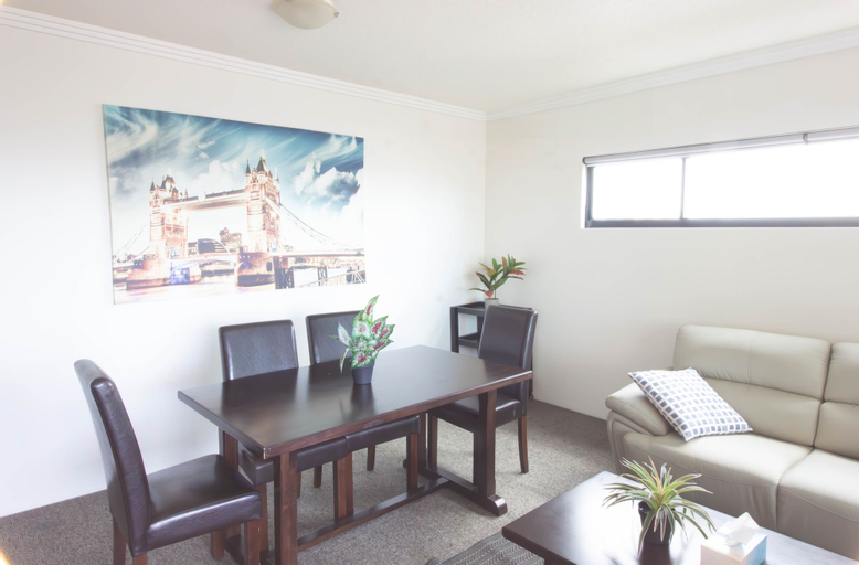 Others 4, Republic Apartment, Spring Hill