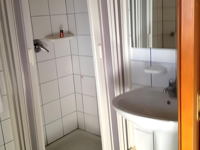 Bathroom 2, Hotel Valle Verde, Catania