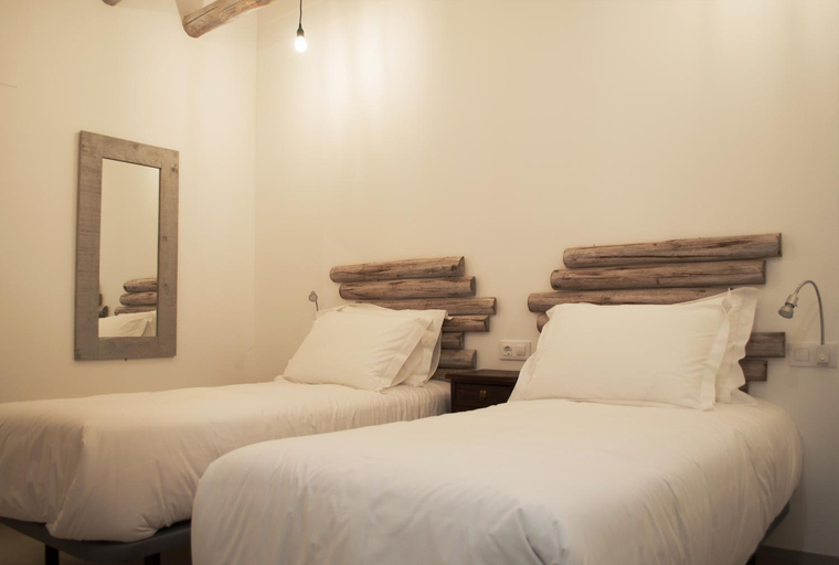 Others 5, Hostal Gargal, Soria