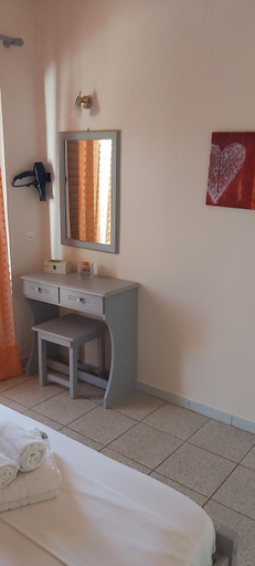 Bedroom 2, Villa Sofia, Peloponnese